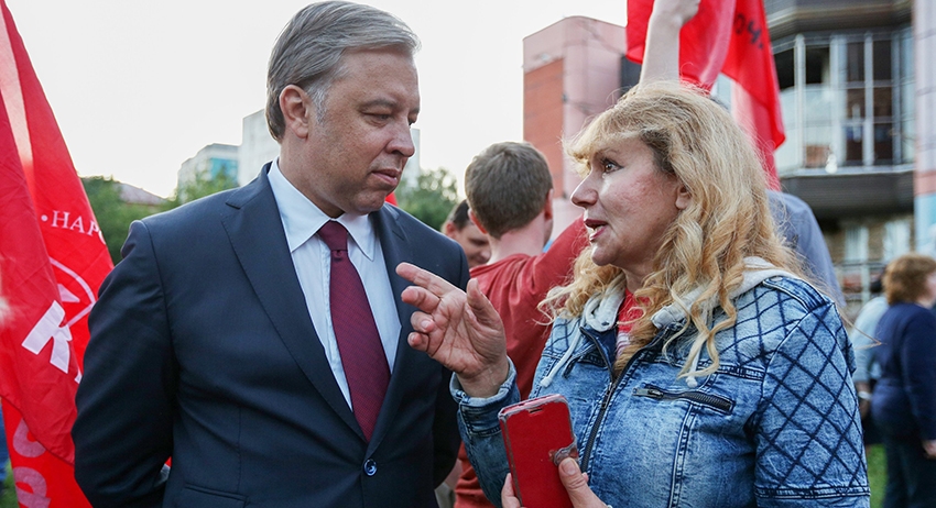 Встреча кандидата в мэры Москвы от КПРФ Вадима Кумина с жителями Донского района и экспертами с обсуждением строительства элитного жилого комплекса в 5-м Донском проезде