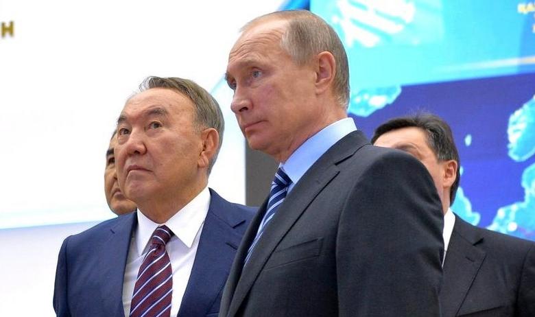Президент РФ Владимир Путин с Президентом Казахстана Нурсултаном Назарбаевым 