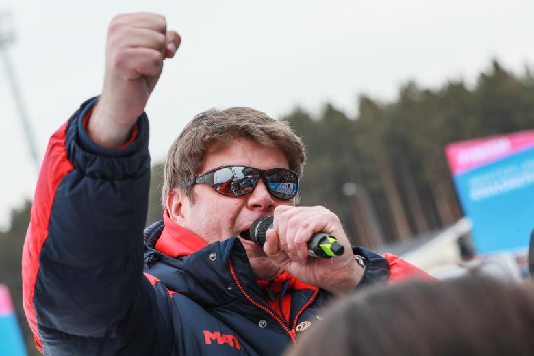 Дмитрий Губерниев