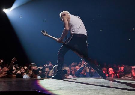 В Госдуме оценили версию о развале СССР из-за песни Scorpions