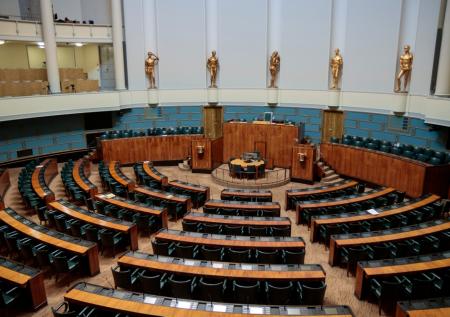 В туалетах парламента европейской страны обнаружили следы наркотиков