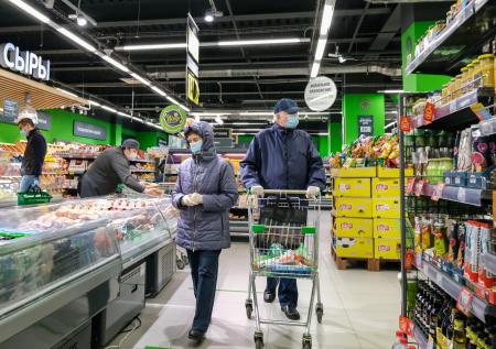 Экономист: россиянам хватит денег на полтора-два месяца