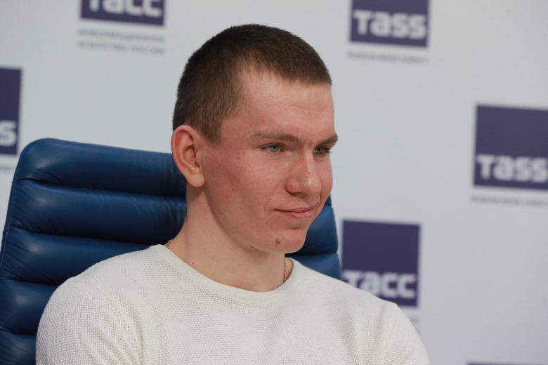 Александр Большунов