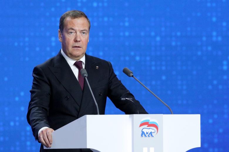 Дмитрий Медведев