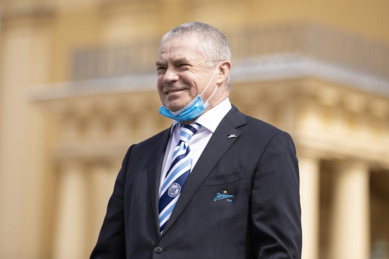 Александр Медведев