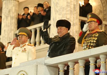 Показанная на параде КНДР «мощнейшая в мире» ракета была макетом