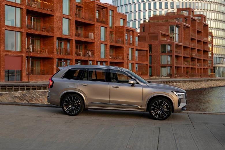 Volvo XC90 T8