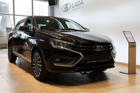 «Москвич» или китайский седан: что можно купить вместо Lada Aura за 3 млн