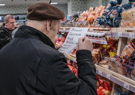 Стало известно, в какие магазины россияне скоро начнут ходить чаще