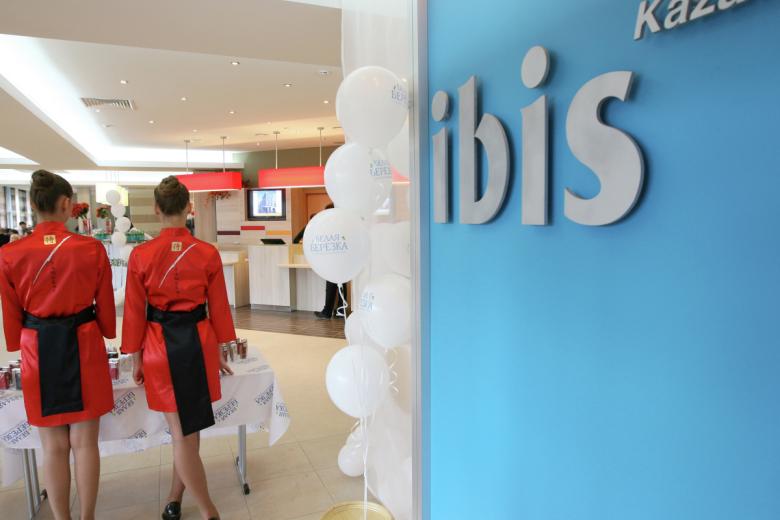 В холле трехвездочного отеля Ibis Kazan гостиничной сети Ibis в Казани