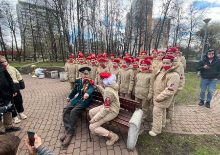 Для российских ветеранов проведут парады у дома