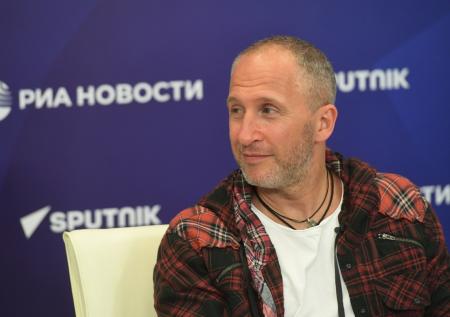 «Накипело»: Оскар Кучера выпустил патриотический клип для участников СВО