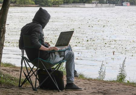 Россиянам рассказали, как отличить игровую зависимость от киберспорта