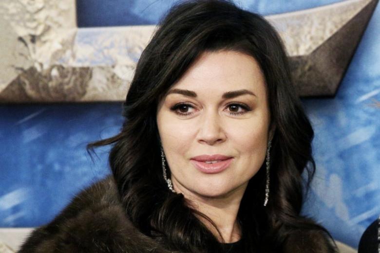 Анастасия Заворотнюк