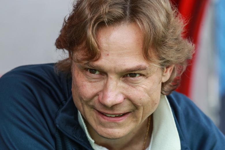 Валерий Карпин