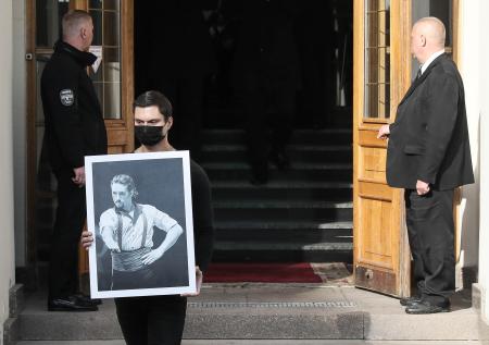 Погибший при падении декорации артист Большого театра Кулеш был пьян