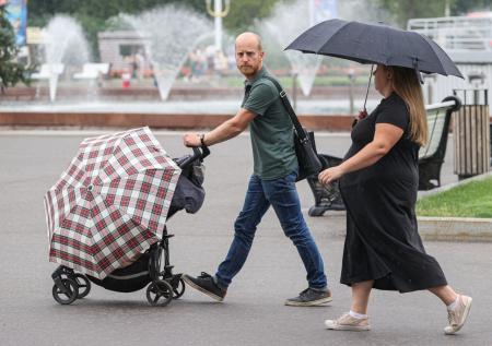 Стало известно, в каком возрасте россияне достигают пика в зарплате