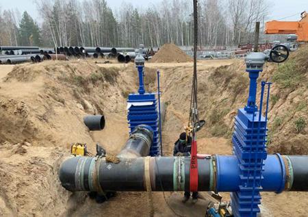 Белоруссия ограничила прокачку нефти в Польшу