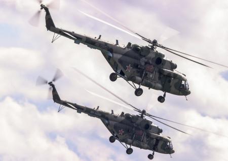 Минобороны России показало, как Ми-8 сопровождают поезд в зоне спецоперации