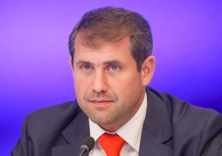 Оппозиционер обвинил власти Молдавии в массовых фальсификациях на выборах