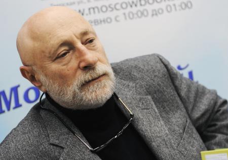 Автор детского сайта Кремля прокомментировал идею об изменении текста