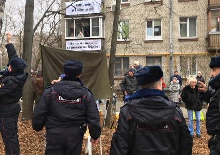 За что москвичи воюют с застройщиком в Кунцево