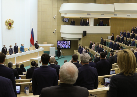 Сенатор от ФСБ: чьи интересы лоббируют в Совфеде