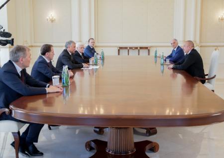 Алиев предложил расширить диалог между парламентами Азербайджана и РФ