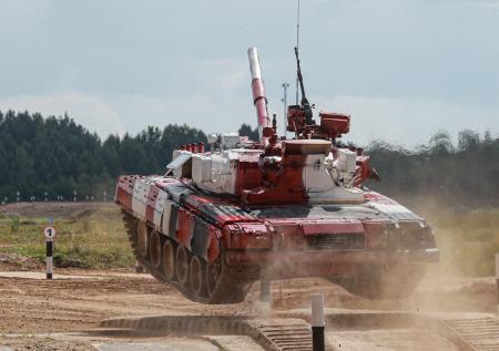 Российские танки установили три рекорда скорости