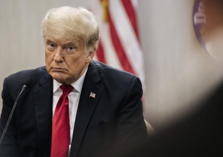 Конгресс захотел запретить Трампу переизбираться на пост президента