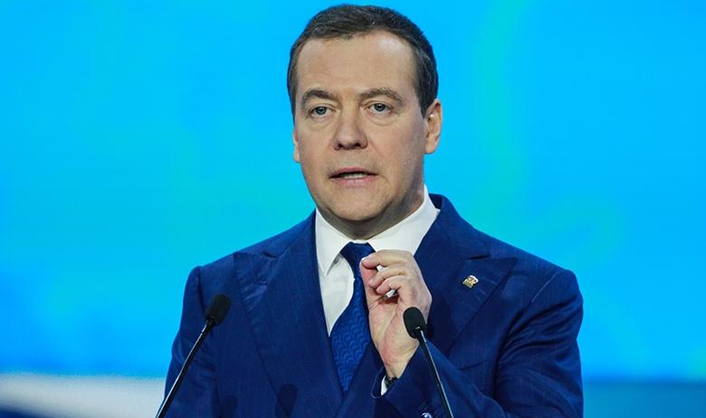 Дмитрий Медведев