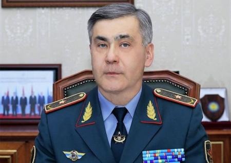 Министр обороны Казахстана решил подать в отставку после взрывов на складе