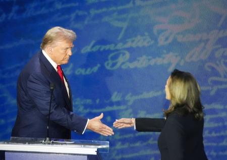 Дебаты Трампа и Харрис: сколько раз вспомнили Путина и Россию, кто победил?