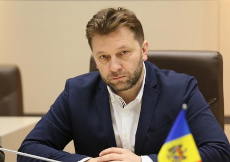 Министр экономики Молдавии попал в больницу в первый рабочий день