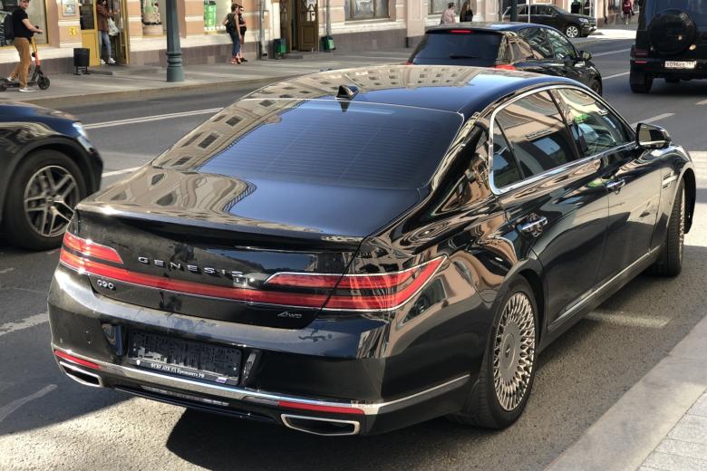 Последствия наезда автомобиля на пешехода на улице Сретенка