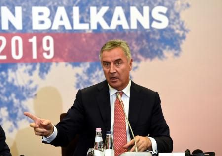 Президент Черногории отверг идею отмены закона о вероисповедании