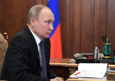 «Красивый»: Путин оценил новый поезд метро «Москва-2026»