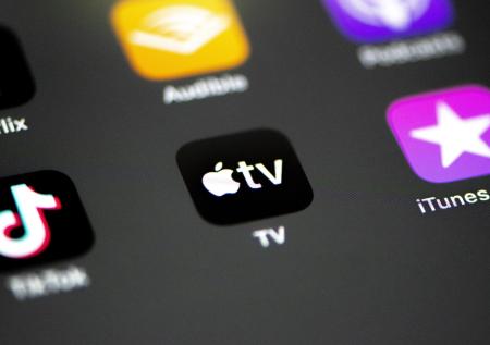 Apple TV+ открыл бесплатный доступ к фильмам и сериалам