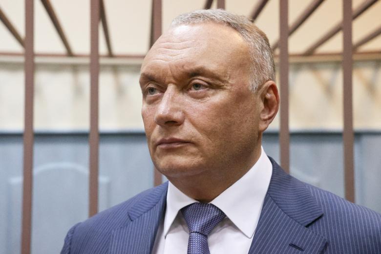 Дмитрий Савельев