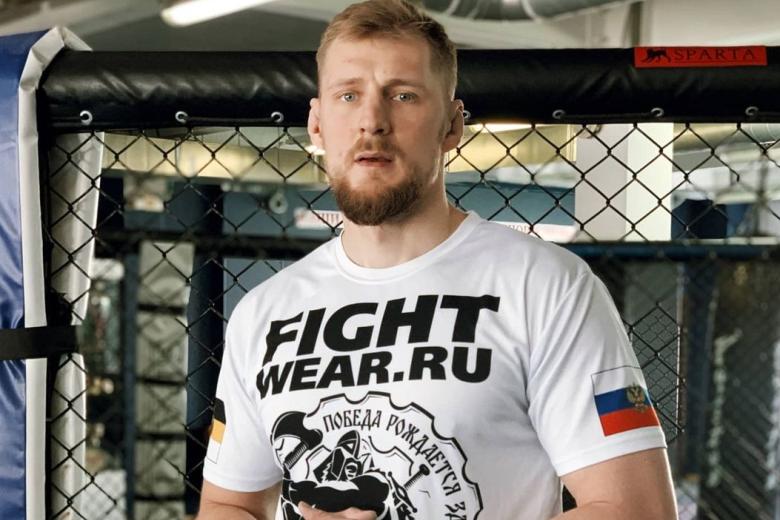 Александр Волков