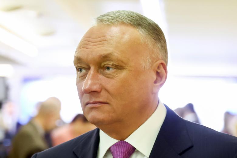 Дмитрий Савельев