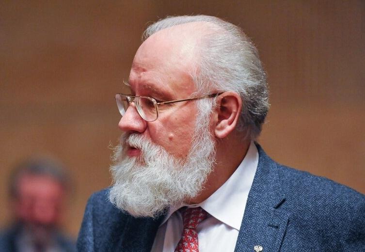 Владимир Чуров