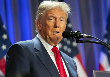 Трамп поужинал с Цукербергом в своей резиденции