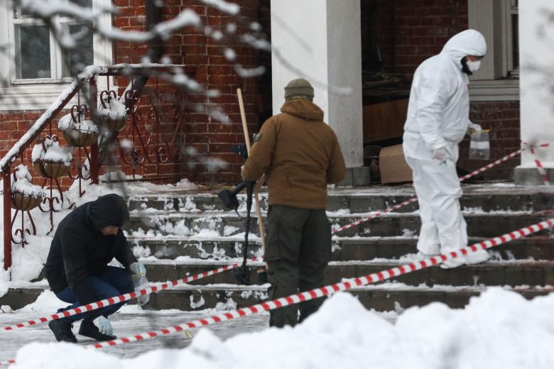 Следственные действия у Серпуховского Введенского Владычного женского монастыря, где на территории православной классической гимназии во имя прп. Варлаама Серпуховского произошёл подрыв самодельного взрывного устройства
