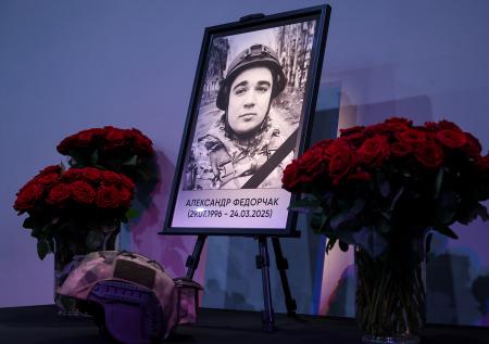 Опубликованы кадры прощания с погибшим в зоне СВО журналистом Федорчаком