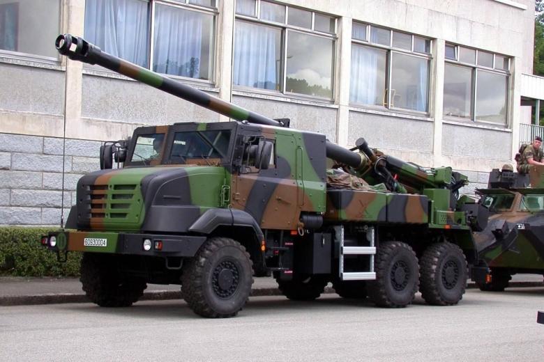 Самоходная артиллерийская установка «Цезарь»