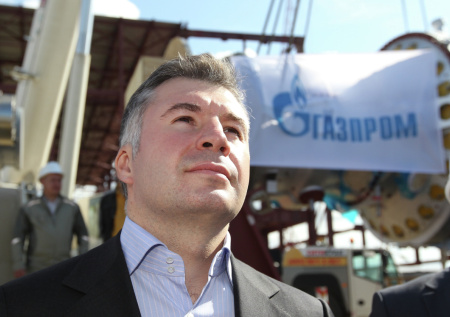 Названа сумма, на которую «Газпром» обобрали его топ-менеджеры