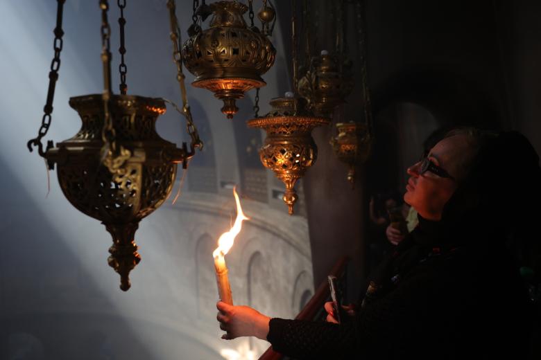 Схождение Благодатного огня в Иерусалиме