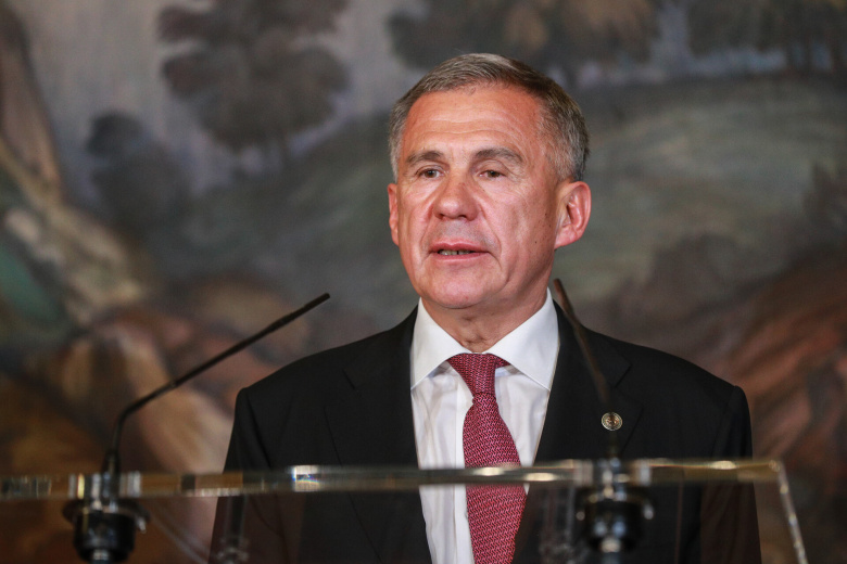  Рустам Минниханов