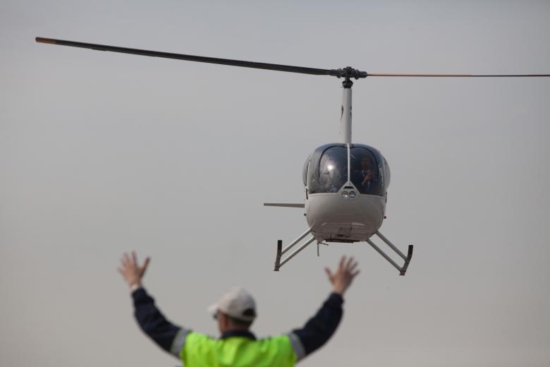 Robinson R44